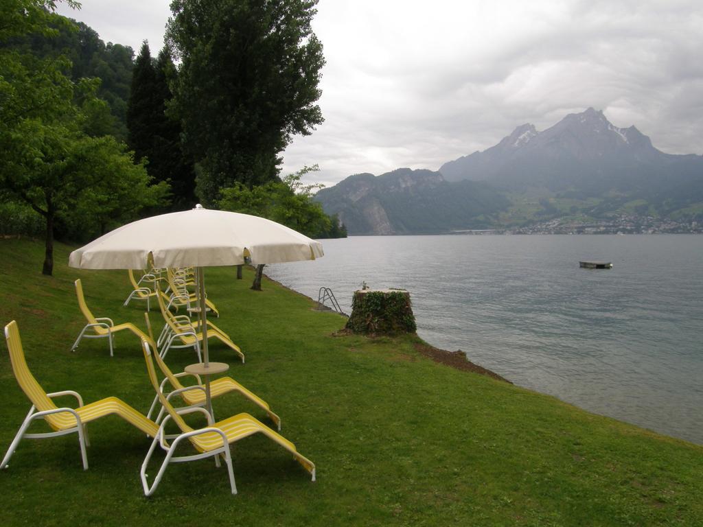 Gastehaus Baumgarten Hotel Kehrsiten ภายนอก รูปภาพ